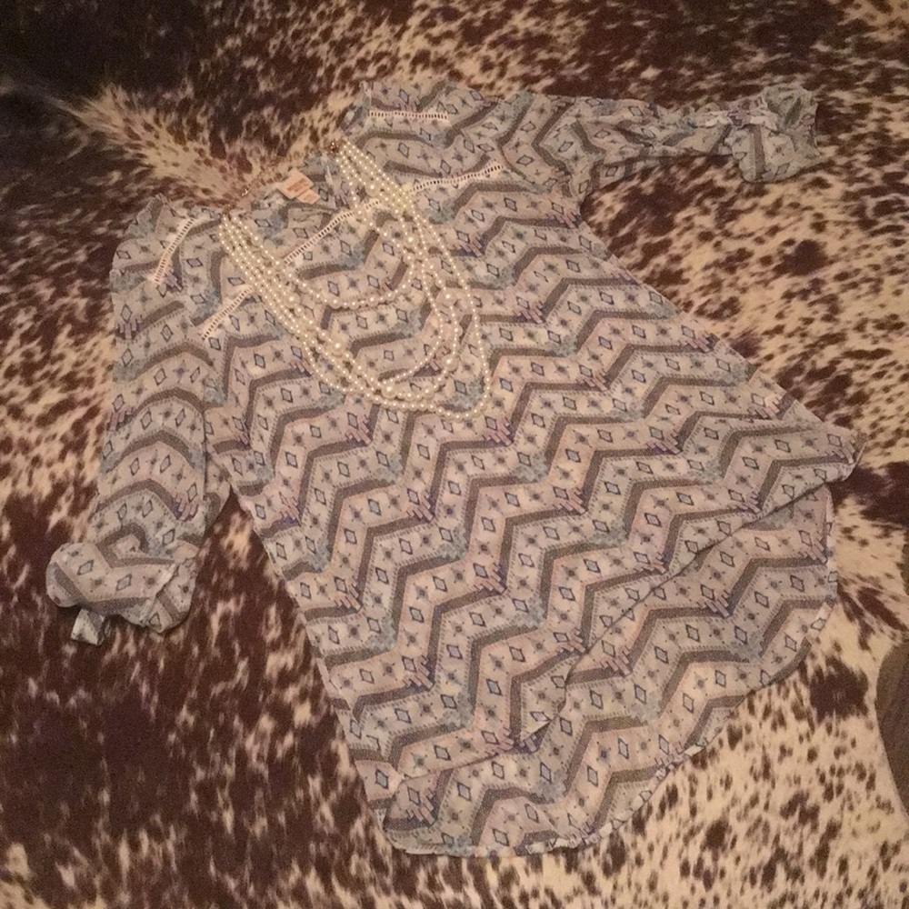 Aztec Mossimo Flowy Shirt Size Large